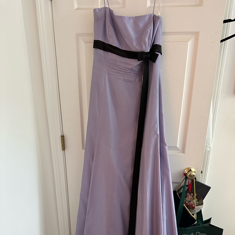Vera wang lavender strapless formal dress with black bow